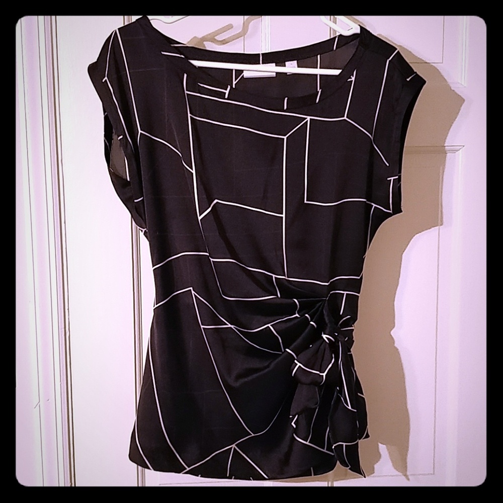 Scoop neck blouse